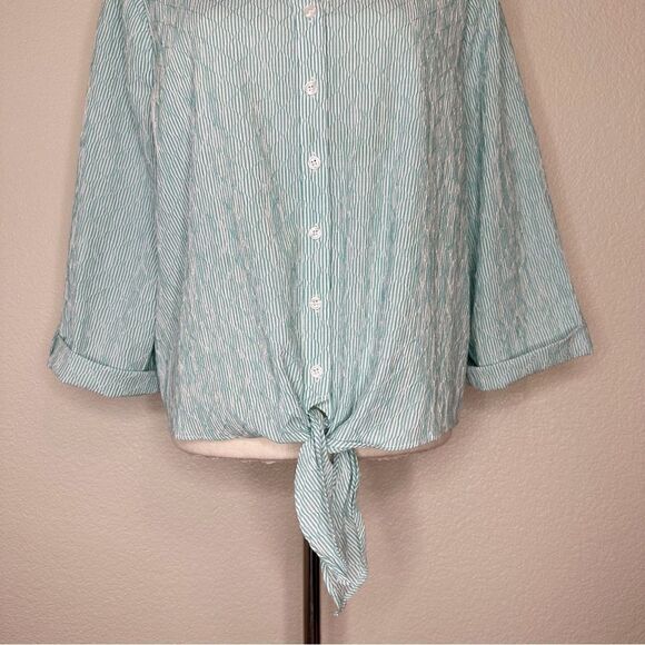 Chico’s Green Striped Diamond Textured Tie Front Shirt - Picture 4 of 12